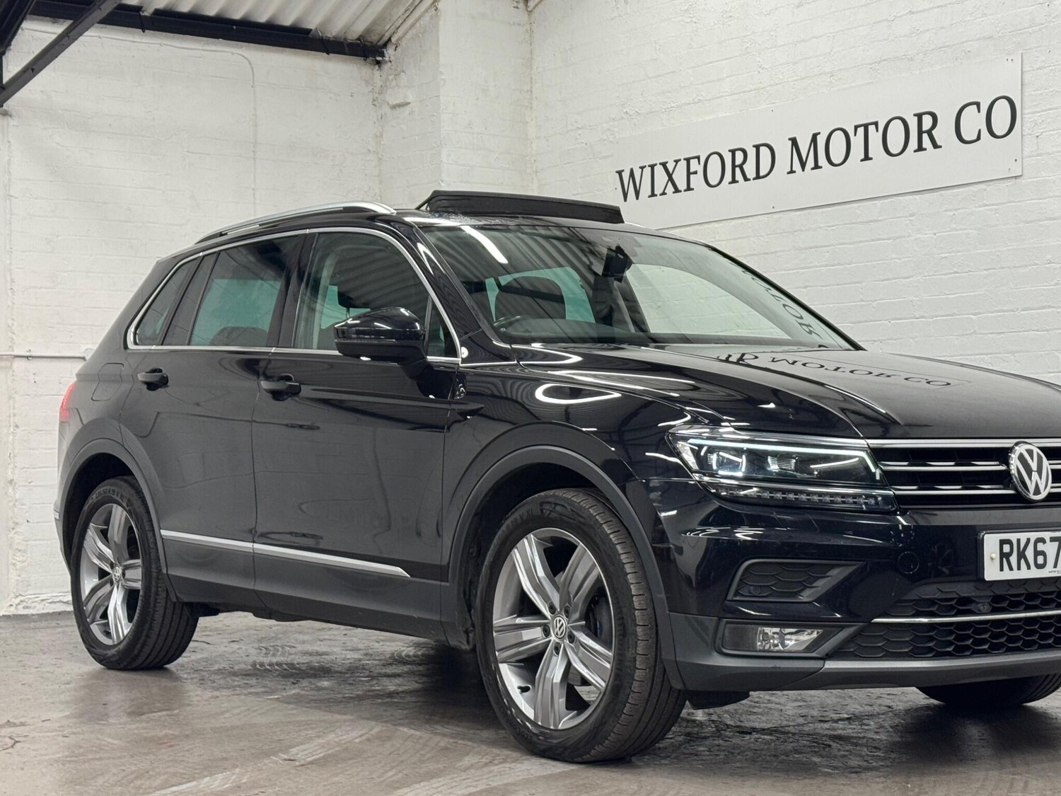 Used Volkswagen Tiguan 2017 for sale - 76886233: Photo 38