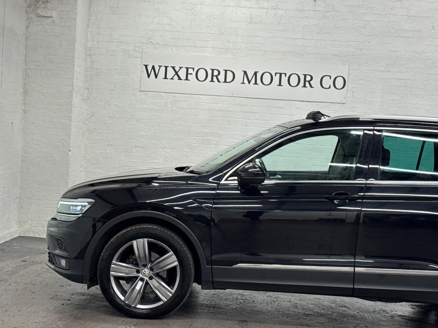 Used Volkswagen Tiguan 2017 for sale - 76886233: Photo 44