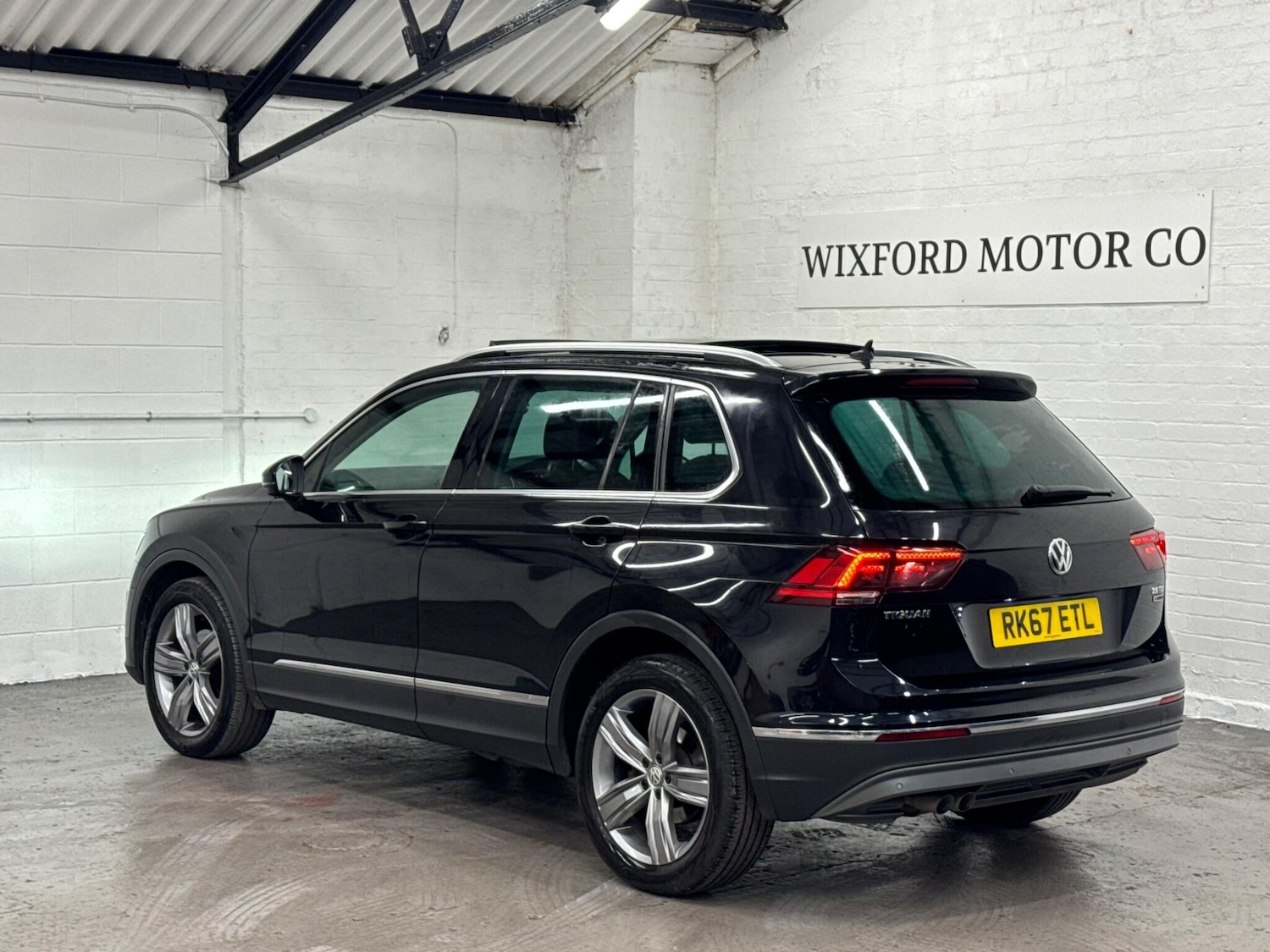 Used Volkswagen Tiguan 2017 for sale - 76886233: Photo 6