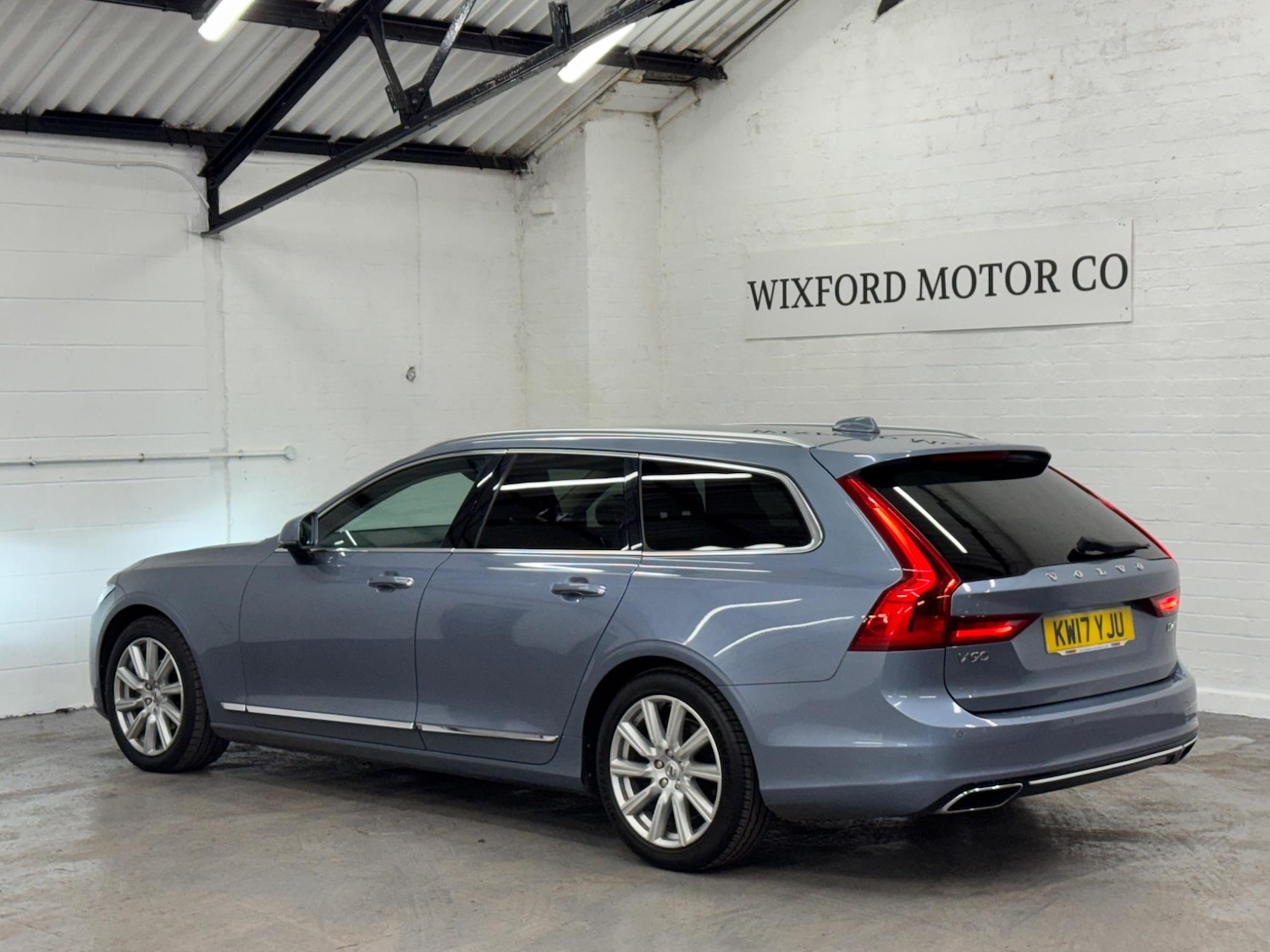 Used Volvo V90 2017 for sale - 76990238: Photo 7