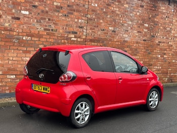 Used Toyota AYGO 2013 for sale - 77136367: Photo