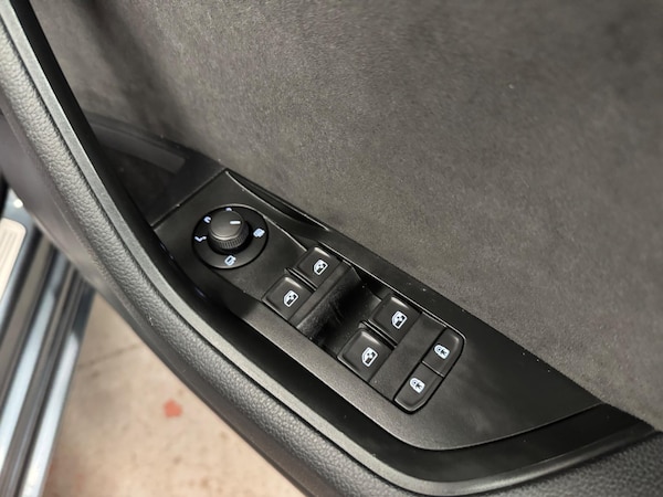 Used Skoda Superb 2019 for sale - 76276006: Photo 32