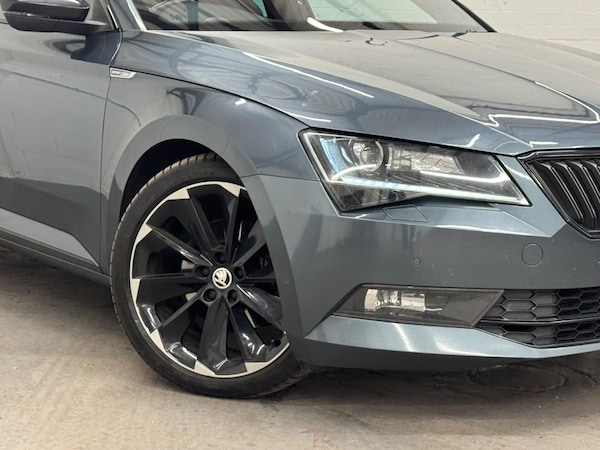 Used Skoda Superb 2019 for sale - 76276006: Photo 47