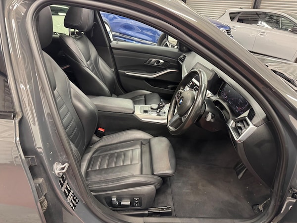 Used BMW 3 Series 2019 for sale - 76306510: Photo 11