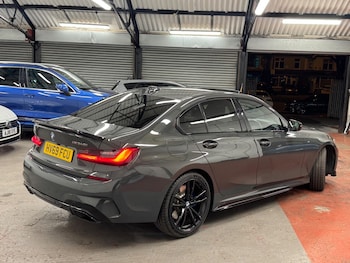 Used BMW 3 Series 2019 for sale - 76306510: Photo