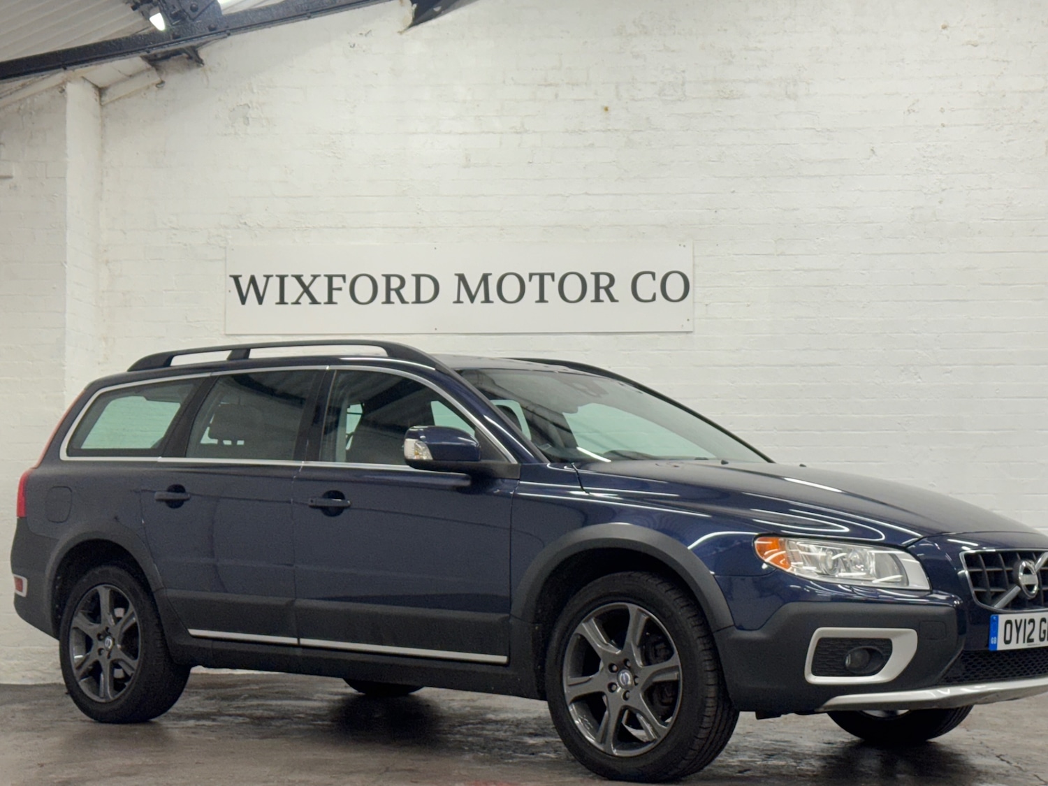 Used Volvo XC70 2012 for sale - 77136621: Photo 15