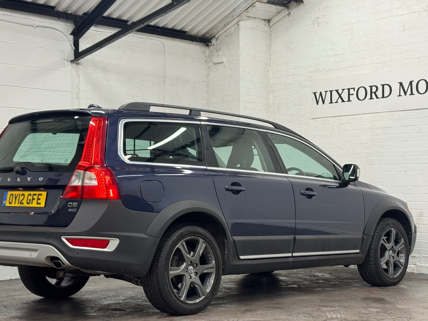 Used Volvo XC70 2012 for sale - 77136621: Photo 18