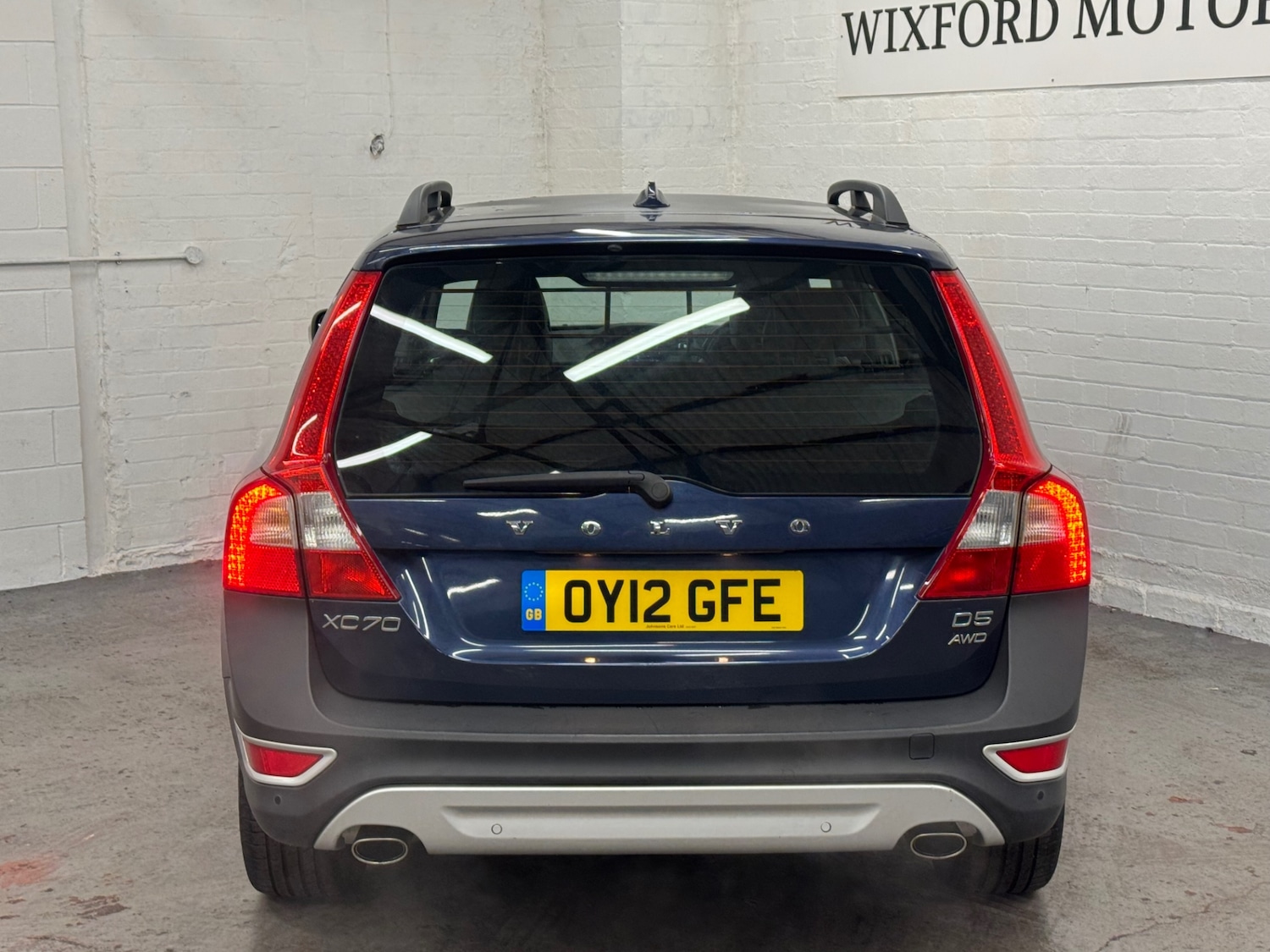 Used Volvo XC70 2012 for sale - 77136621: Photo 5