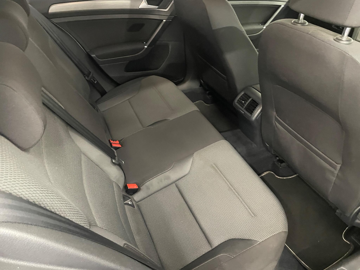 Used Volkswagen Golf 2015 for sale - 76276026: Photo 15