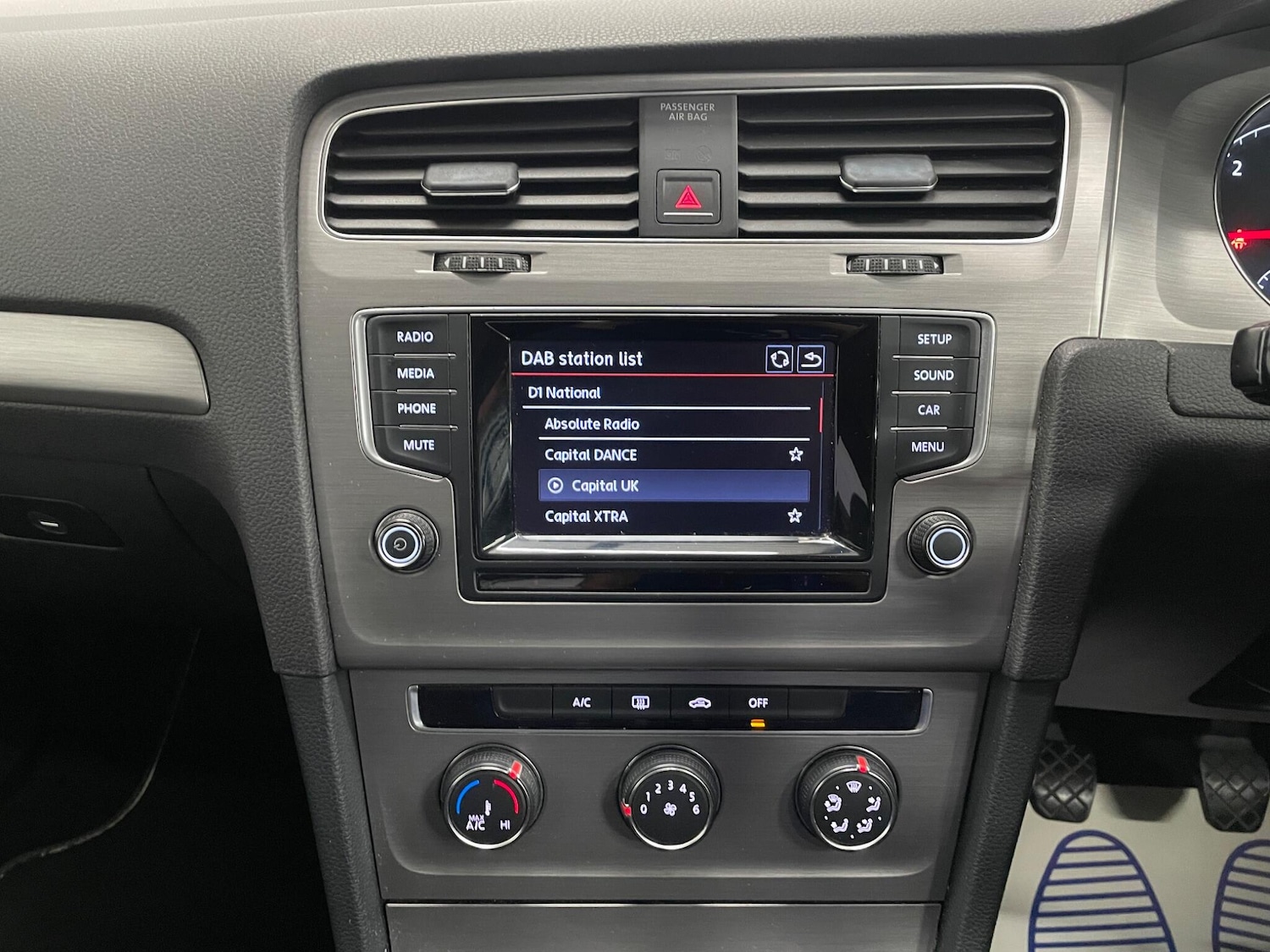 Used Volkswagen Golf 2015 for sale - 76276026: Photo 18