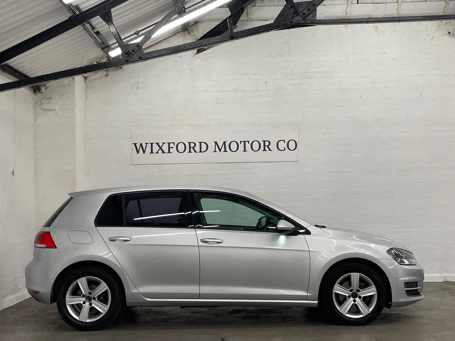 Used Volkswagen Golf 2015 for sale - 76276026: Photo 2