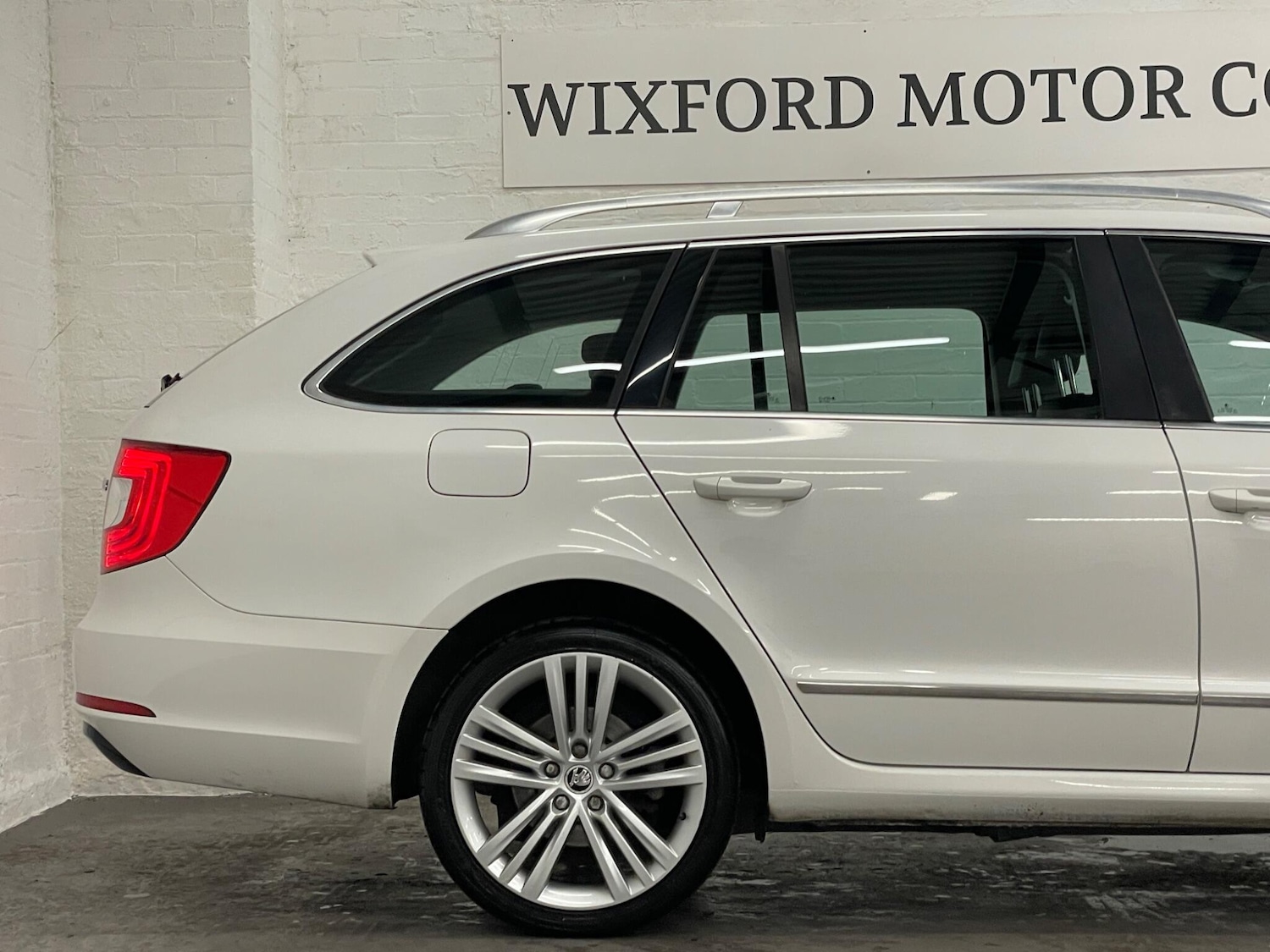 Used Skoda Superb for sale - 76608375: Photo 27