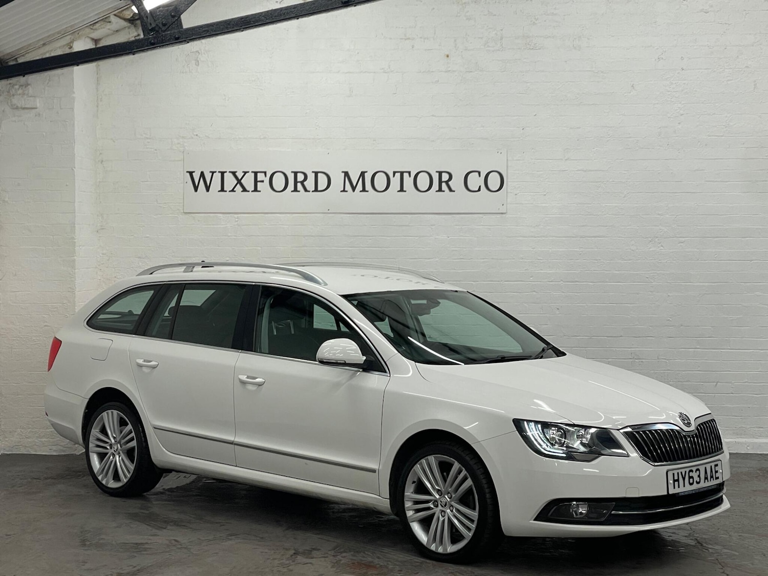Used Skoda Superb for sale - 76608375: Photo 4