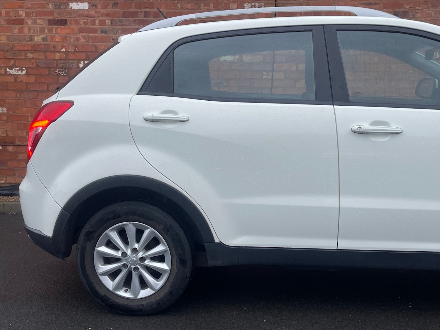 Used Ssangyong Korando 2015 for sale - 77167996: Photo 3