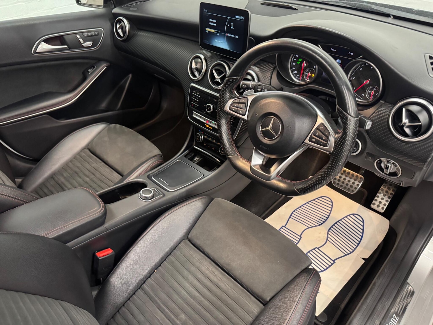 Used Mercedes-Benz A-Class 2016 for sale - 76988652: Photo 11