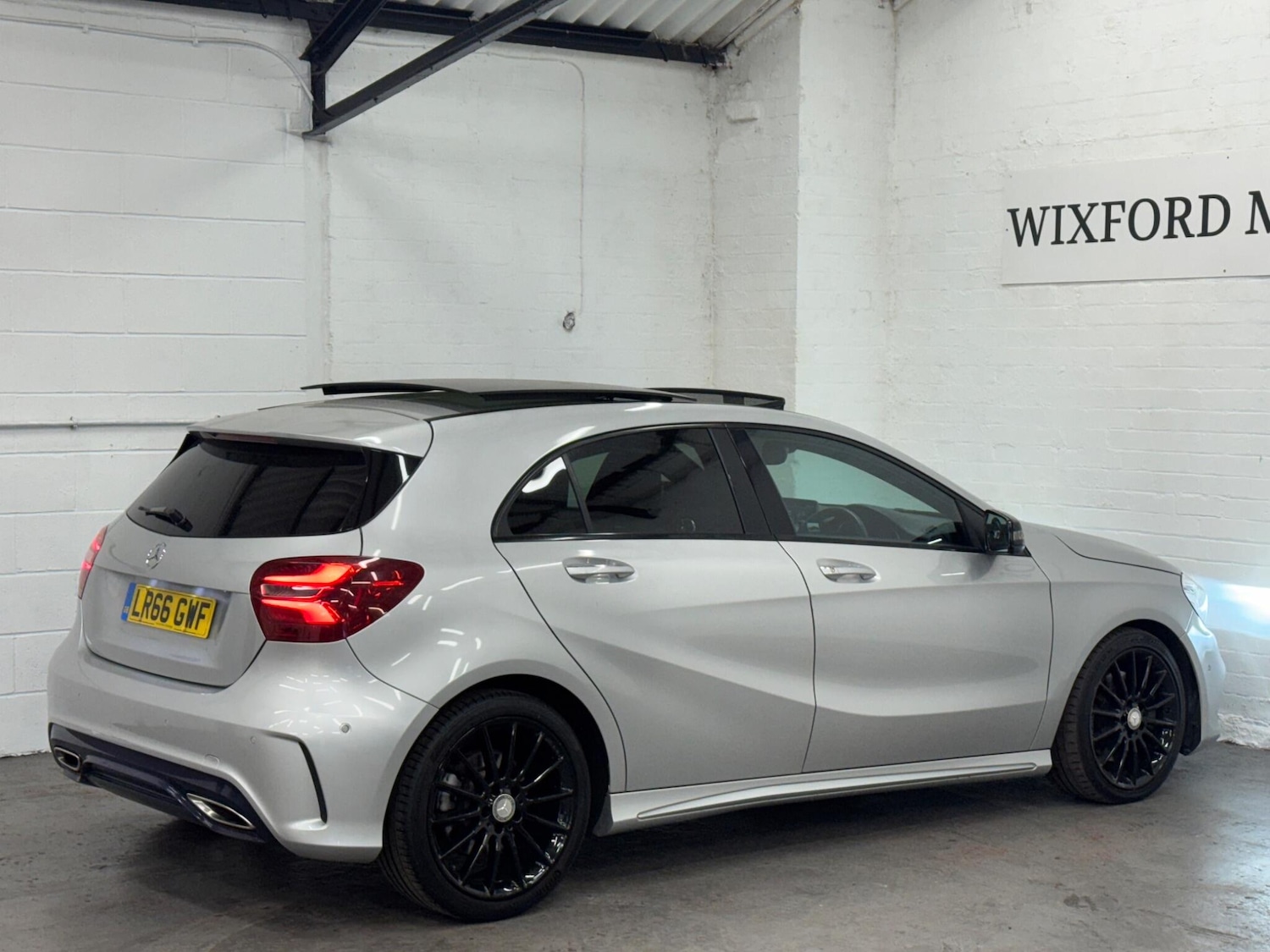 Used Mercedes-Benz A-Class 2016 for sale - 76988652: Photo 6