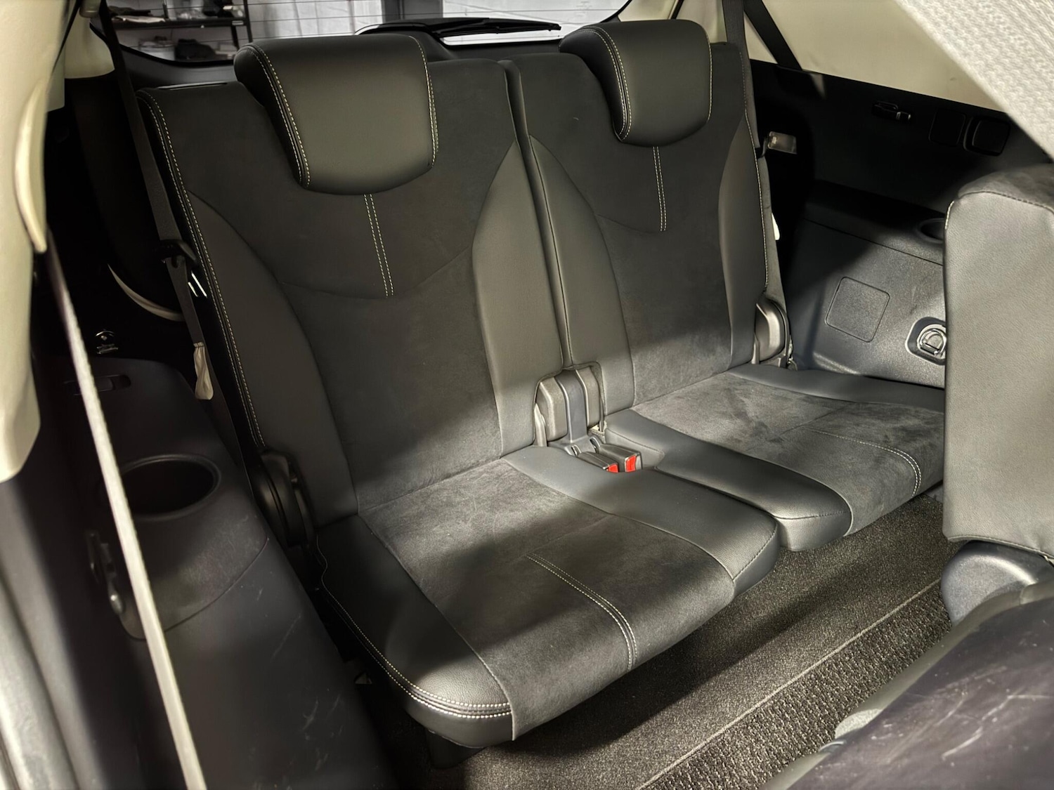 Used Toyota Prius+ for sale - 76606933: Photo 18