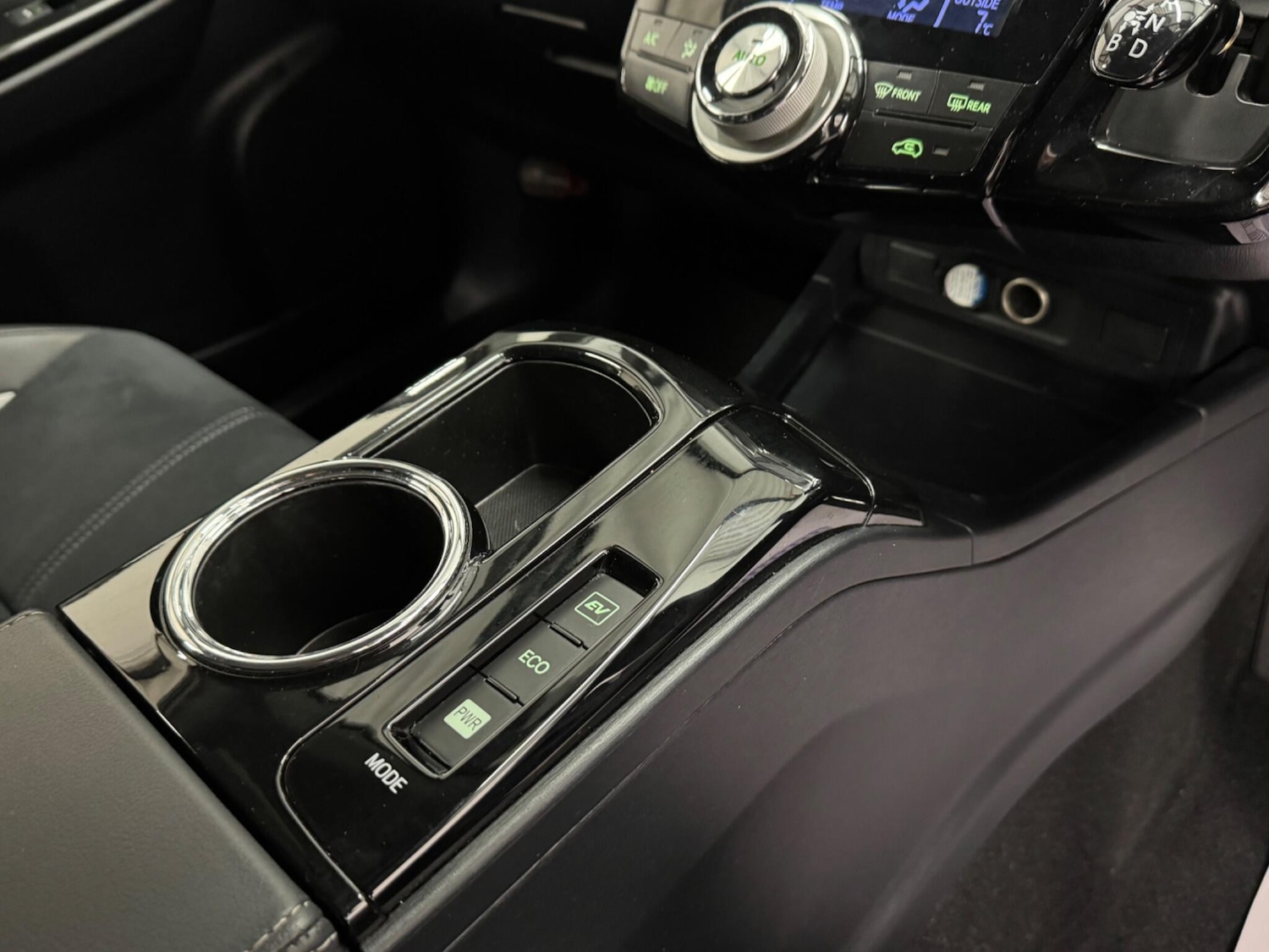 Used Toyota Prius+ for sale - 76606933: Photo 26