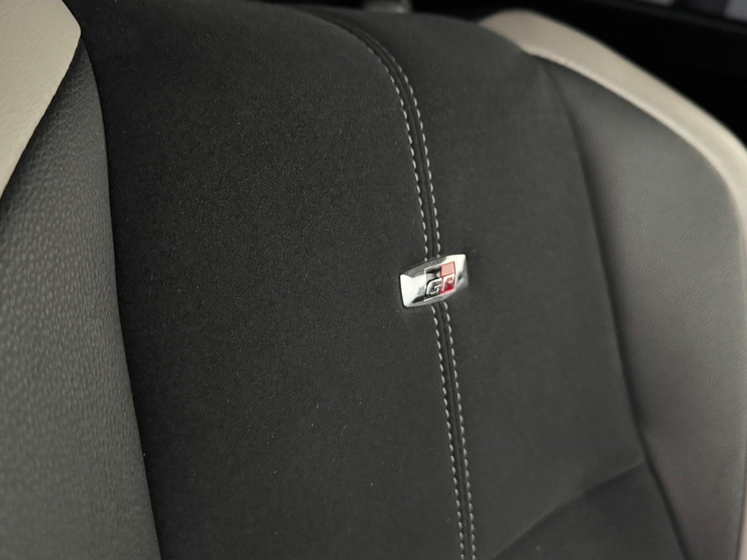 Used Toyota Prius+ for sale - 76606933: Photo 27