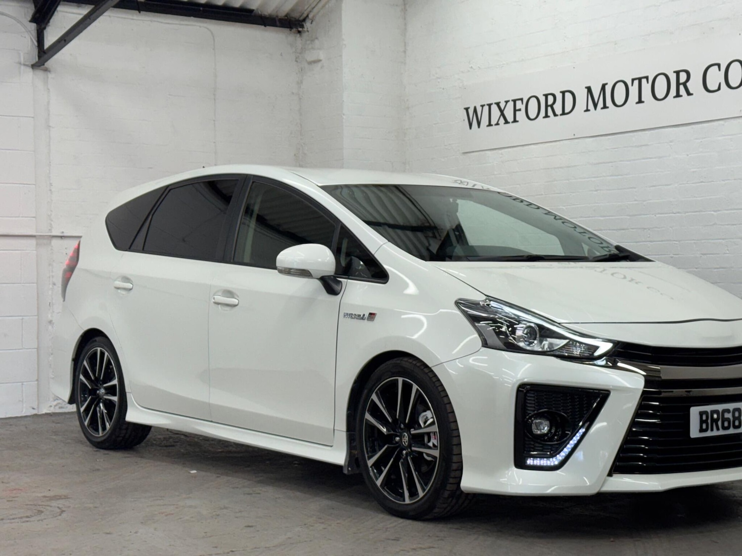 Used Toyota Prius+ for sale - 76606933: Photo 28