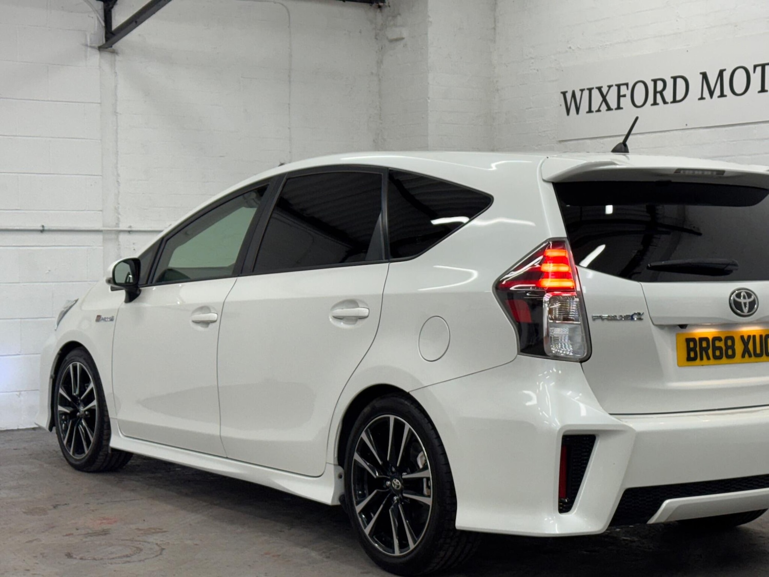 Used Toyota Prius+ for sale - 76606933: Photo 30