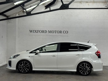 Used Toyota Prius+ 2018 for sale - 76606933: Photo