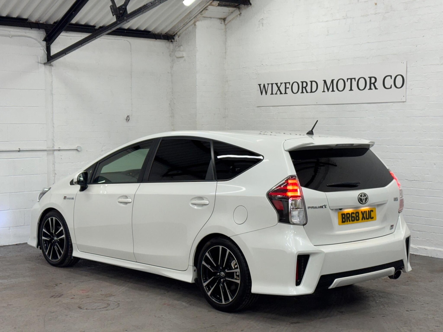 Used Toyota Prius+ for sale - 76606933: Photo 7