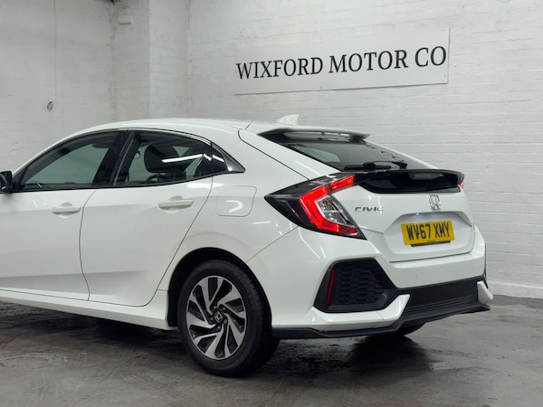 Used Honda Civic 2017 for sale - 76276018: Photo 38