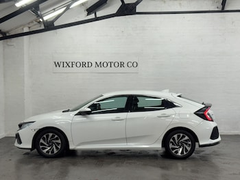 Used Honda Civic 2017 for sale - 76276018: Photo 3