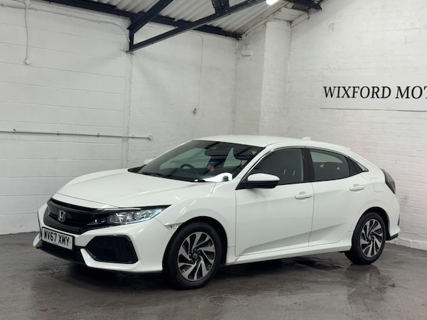 Used Honda Civic 2017 for sale - 76276018: Photo 5