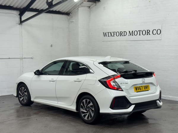 Used Honda Civic 2017 for sale - 76276018: Photo 7
