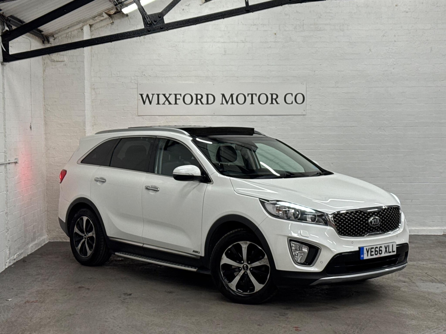 Used Kia Sorento 2016 for sale - 76276010: Photo 1