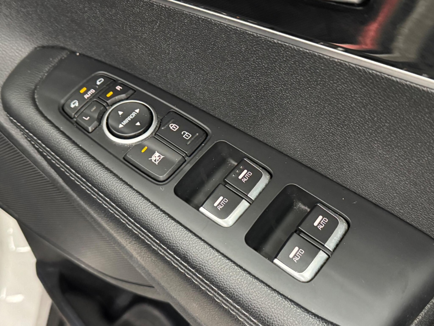 Used Kia Sorento 2016 for sale - 76276010: Photo 34