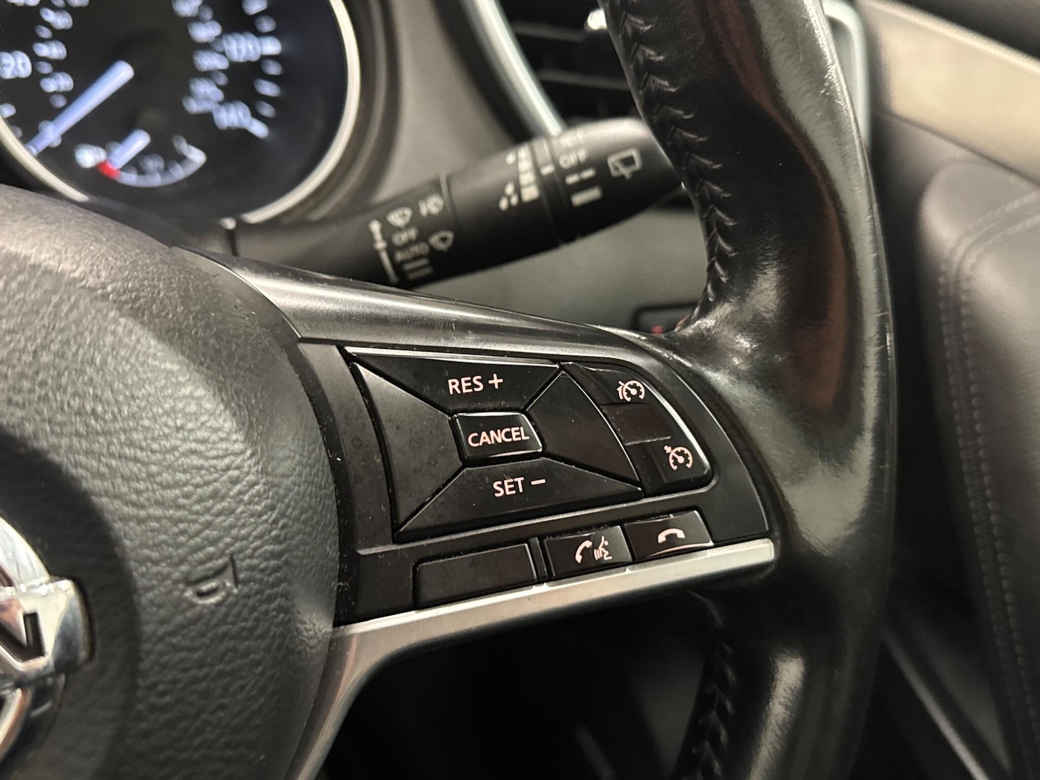 Used Nissan Qashqai for sale - 76886403: Photo 27