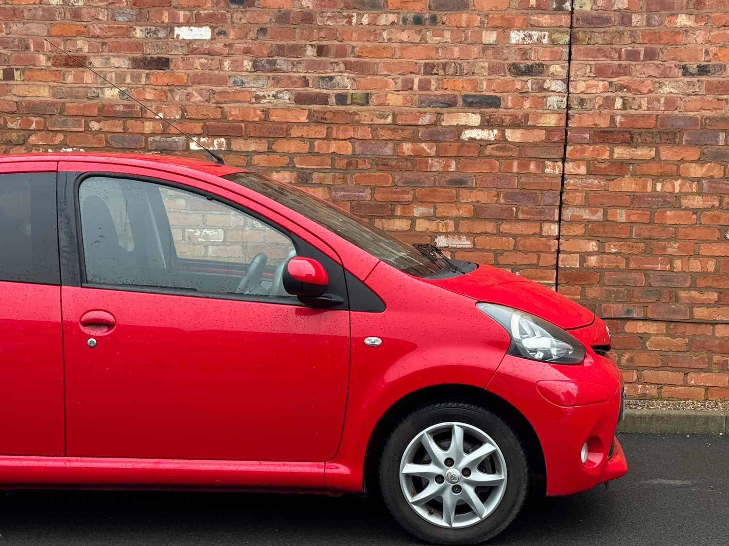 Used Toyota AYGO 2013 for sale - 77081770: Photo 16