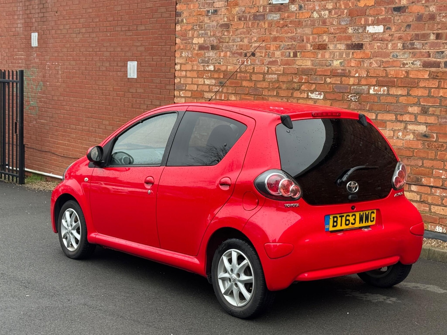 Used Toyota AYGO 2013 for sale - 77081770: Photo 4