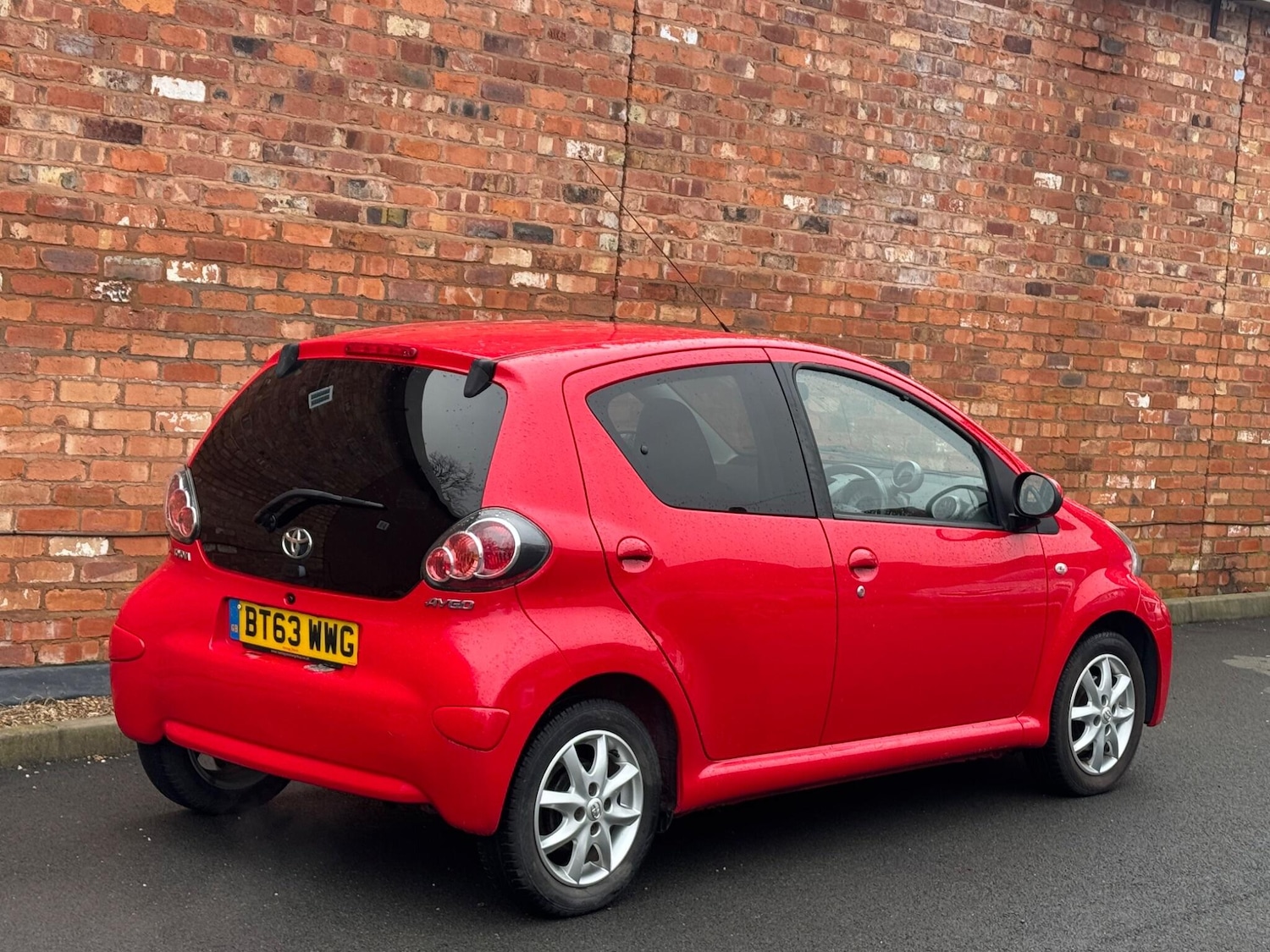 Used Toyota AYGO 2013 for sale - 77081770: Photo 6