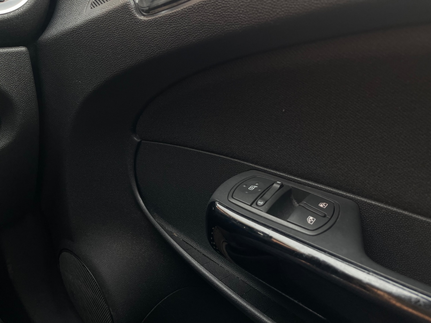 Used Vauxhall Corsa 2013 for sale - 77168015: Photo 22