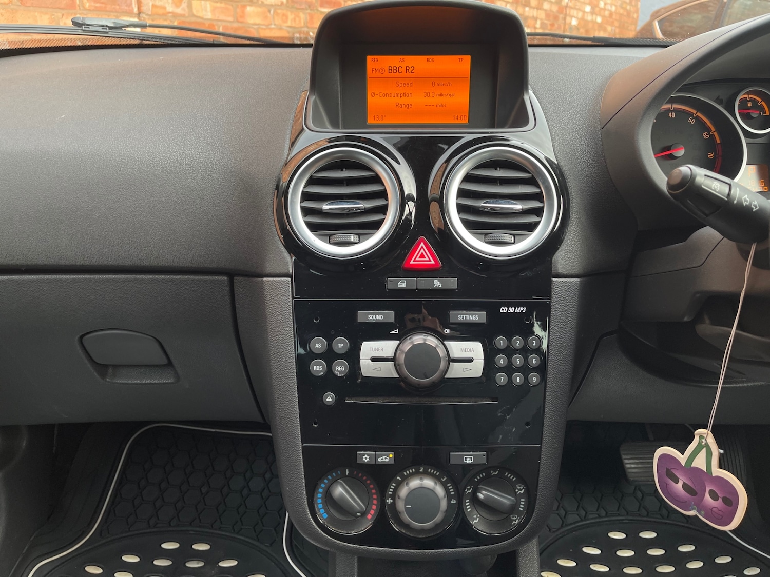 Used Vauxhall Corsa 2013 for sale - 77168015: Photo 27