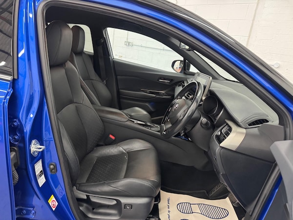 Used Toyota C-HR 2018 for sale - 76276032: Photo 11