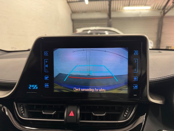 Used Toyota C-HR 2018 for sale - 76276032: Photo 17
