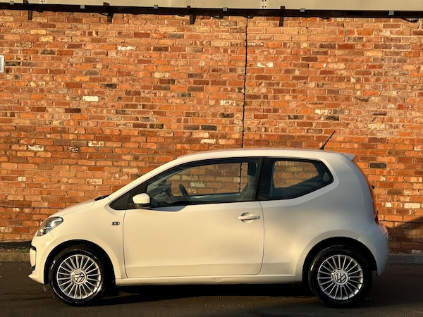 Used Volkswagen up! 2013 for sale - 76276016: Photo 3
