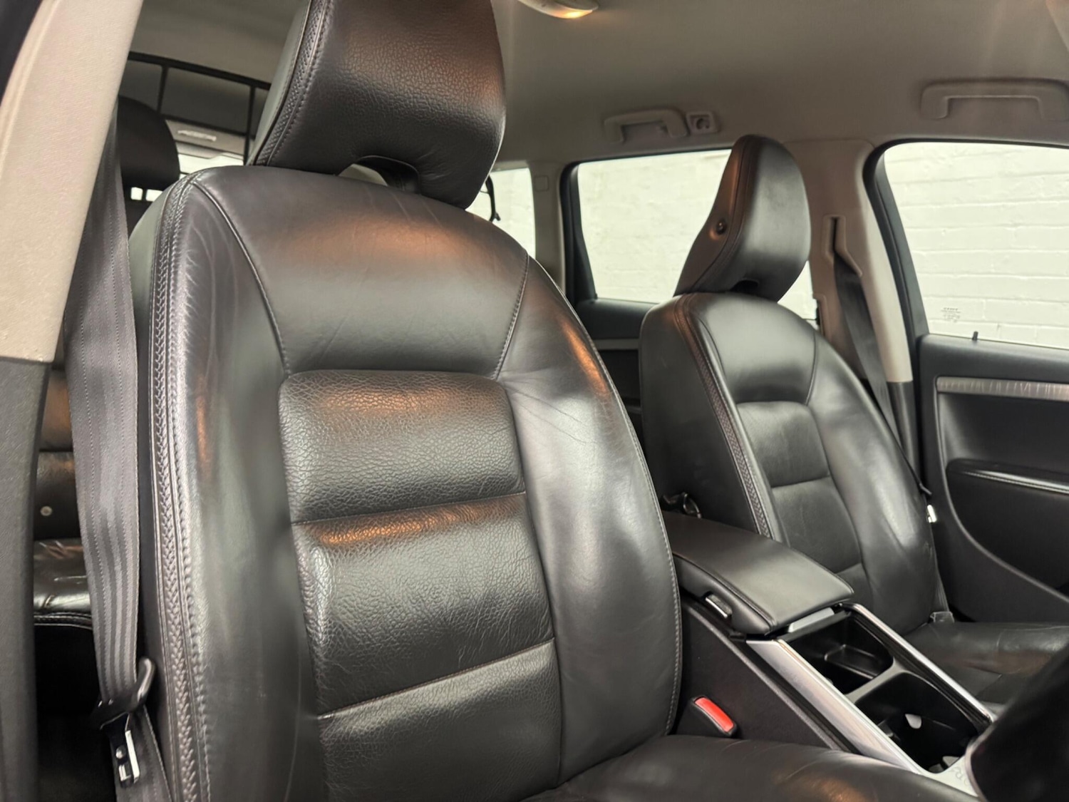 Used Volvo XC70 2012 for sale - 76886238: Photo 13