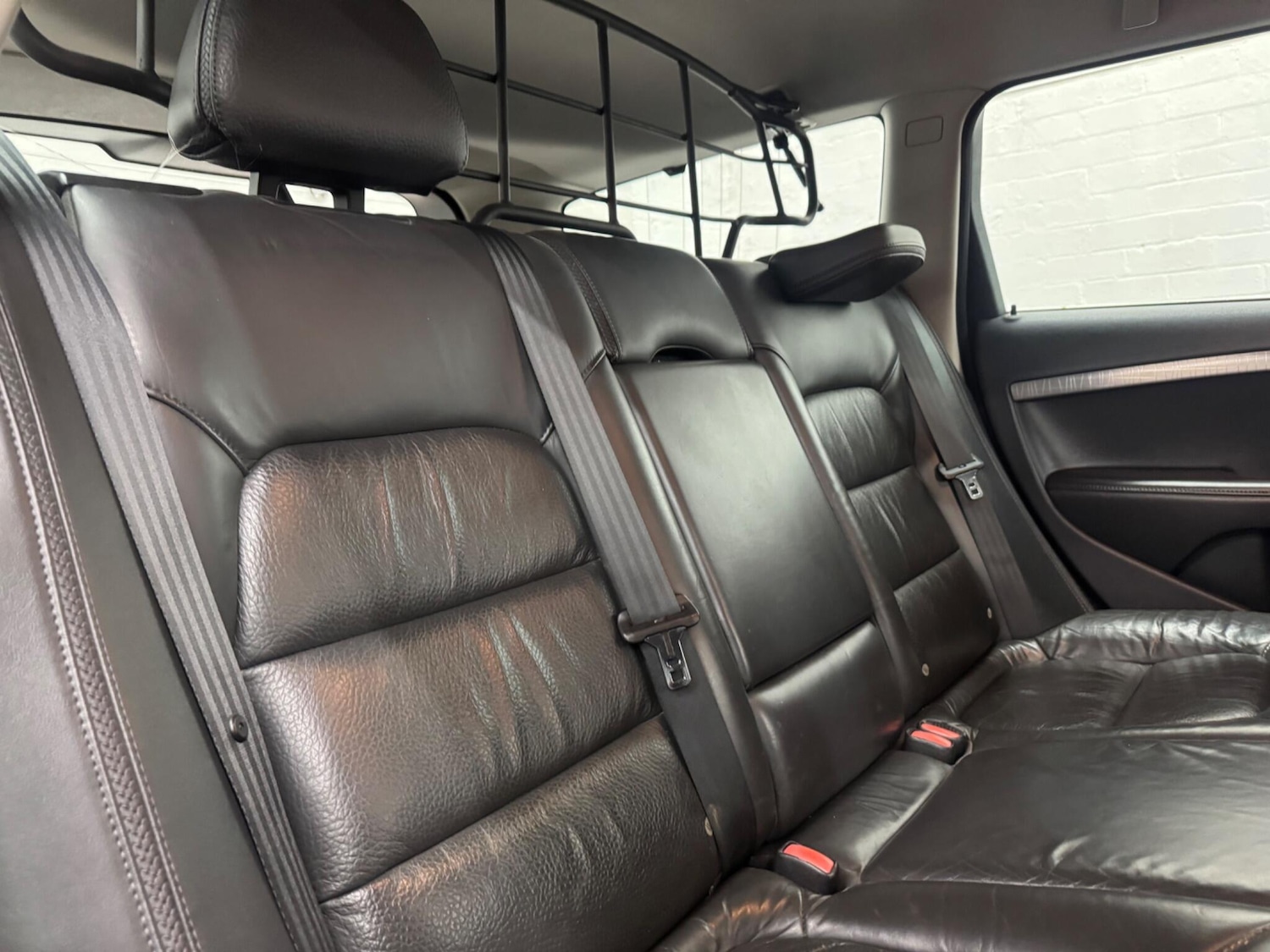 Used Volvo XC70 2012 for sale - 76886238: Photo 16