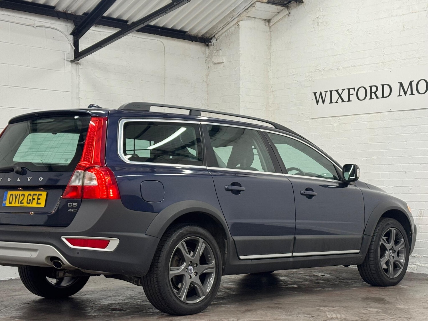 Used Volvo XC70 2012 for sale - 76886238: Photo 37