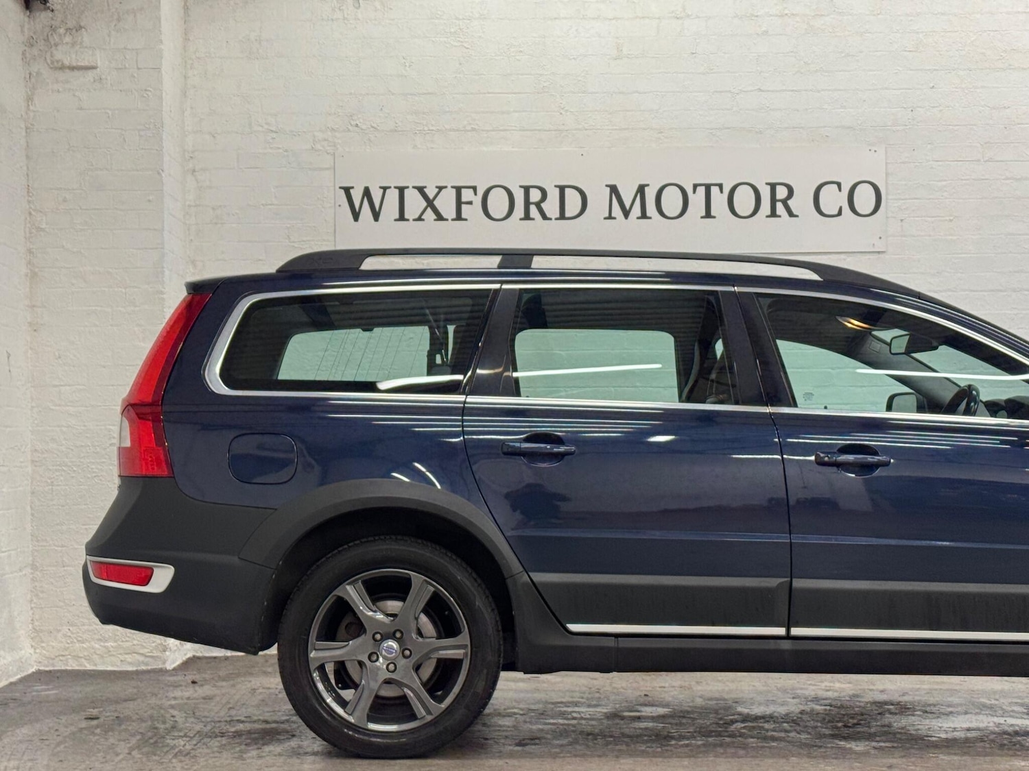 Used Volvo XC70 2012 for sale - 76886238: Photo 42