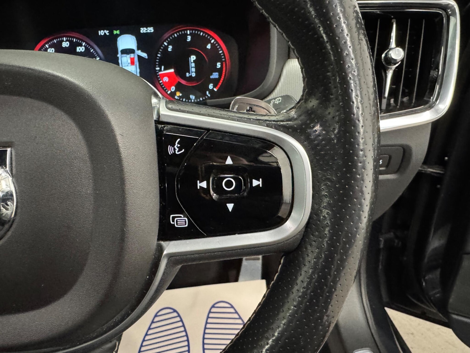 Used Volvo V90 2018 for sale - 76886357: Photo 26