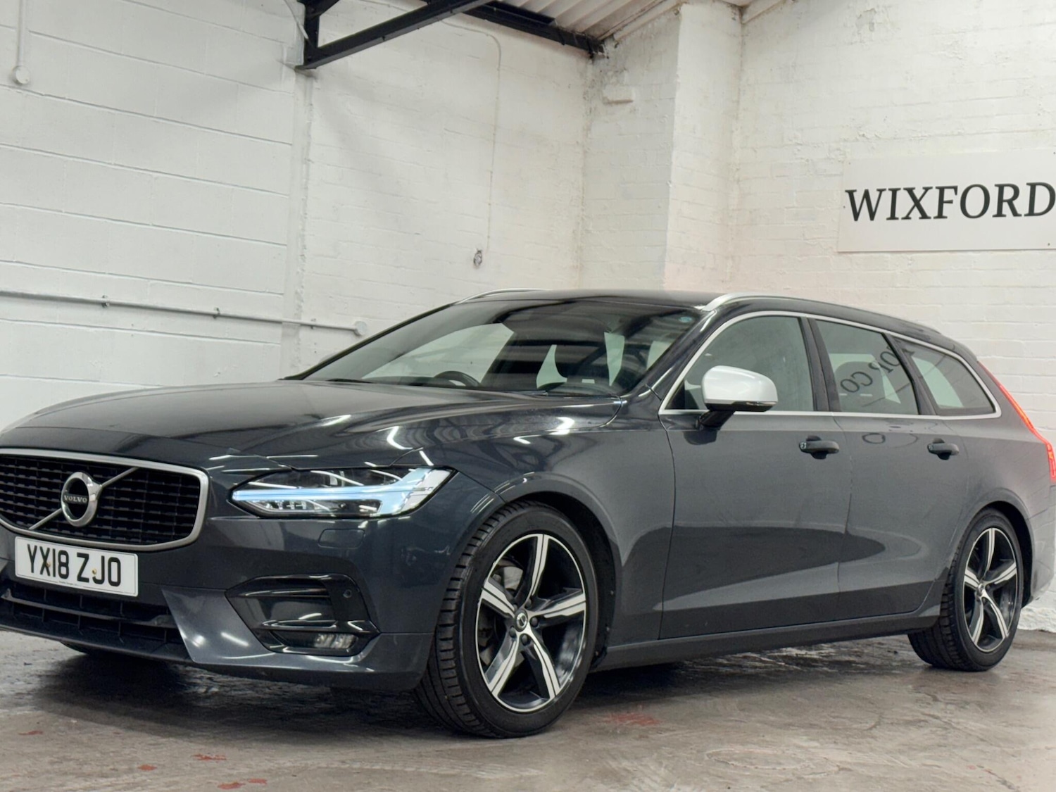 Used Volvo V90 2018 for sale - 76886357: Photo 32