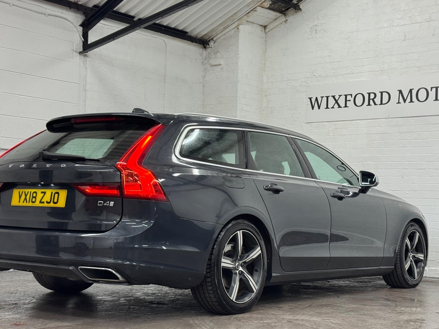 Used Volvo V90 2018 for sale - 76886357: Photo 34