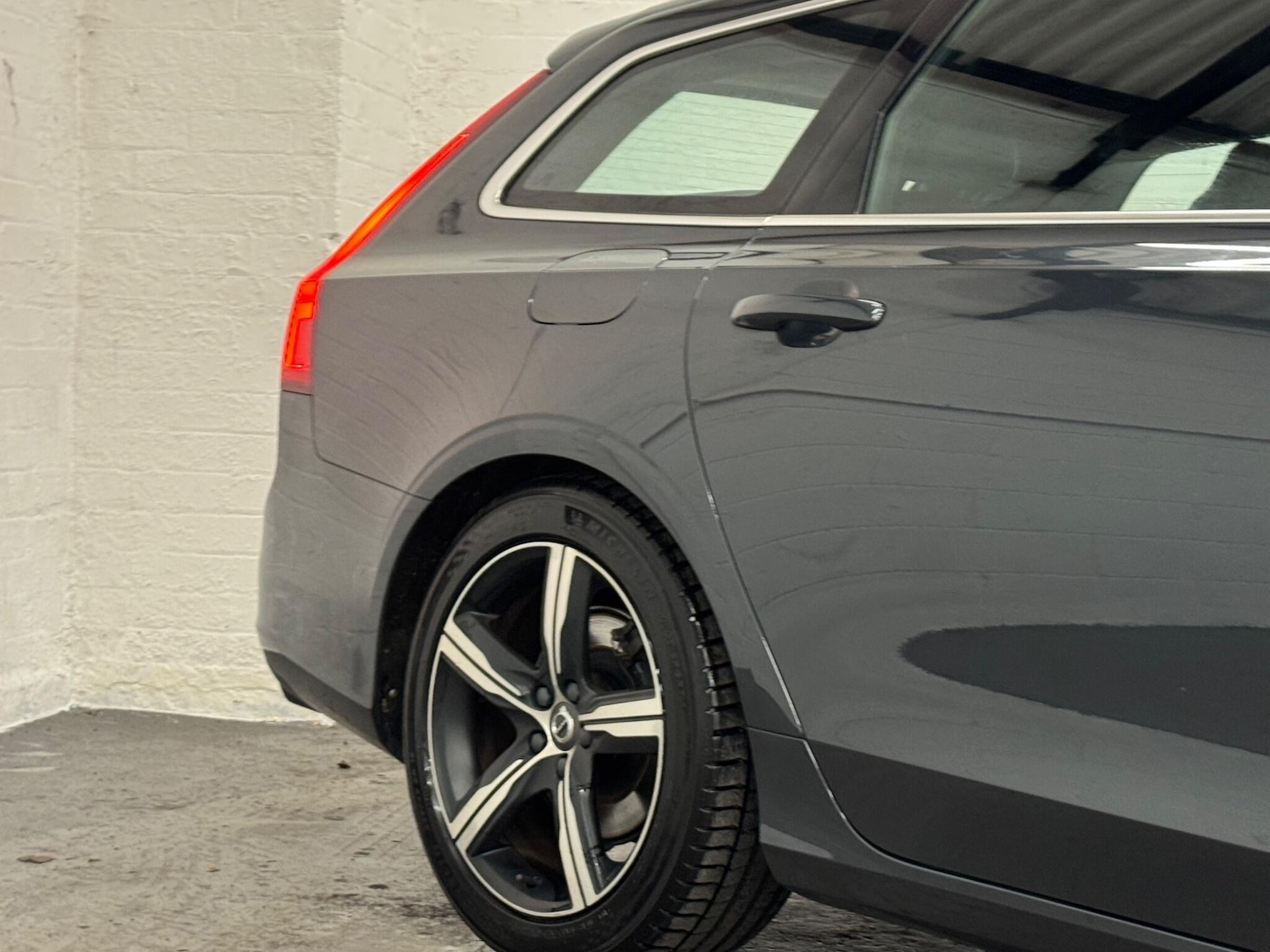 Used Volvo V90 2018 for sale - 76886357: Photo 43